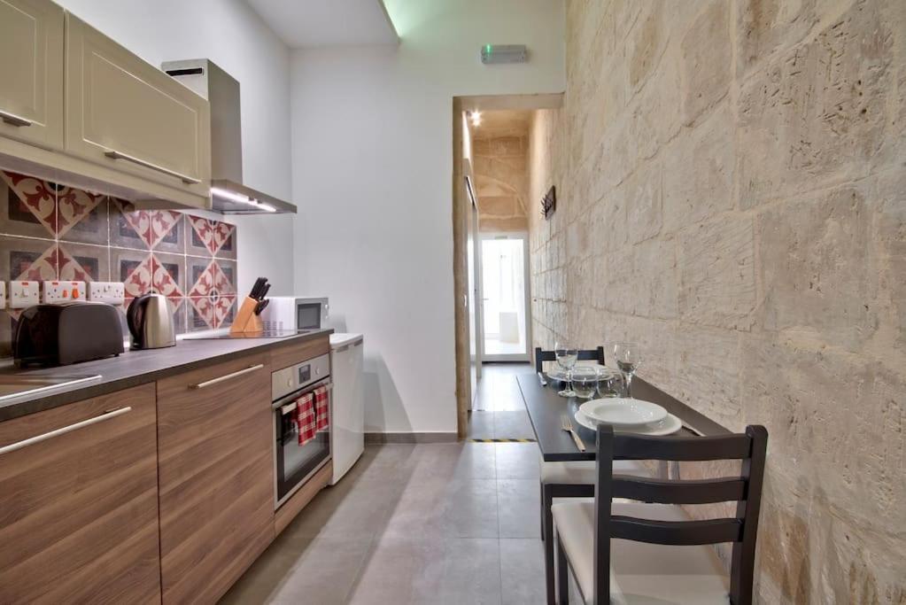 Vallettastay Old Lodge Apartment 4 Exteriér fotografie